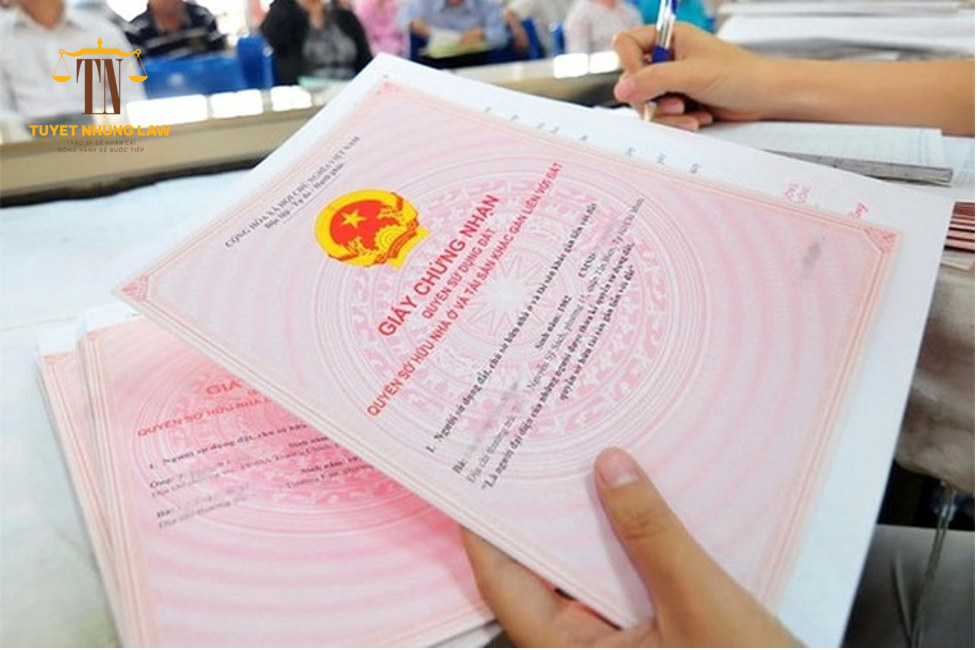 sổ đỏ đứng tên vợ chồng